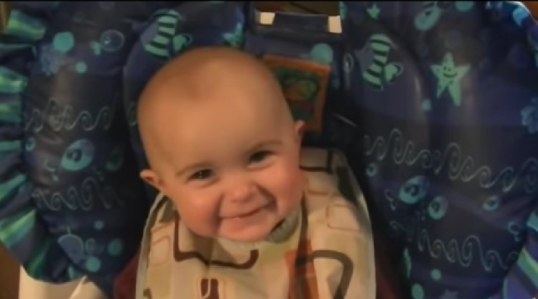 baby reacts to mom singing