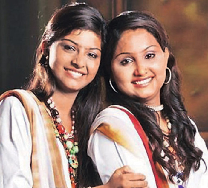 Nooran sisters Джиоти. Jyoti Nooran Nooran. Nooran sisters Patakha. Patakha Guddi.