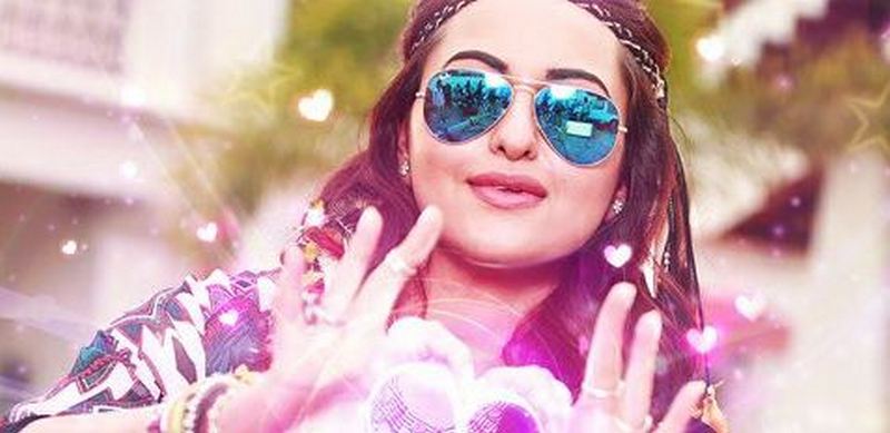 first look in Ishqholic